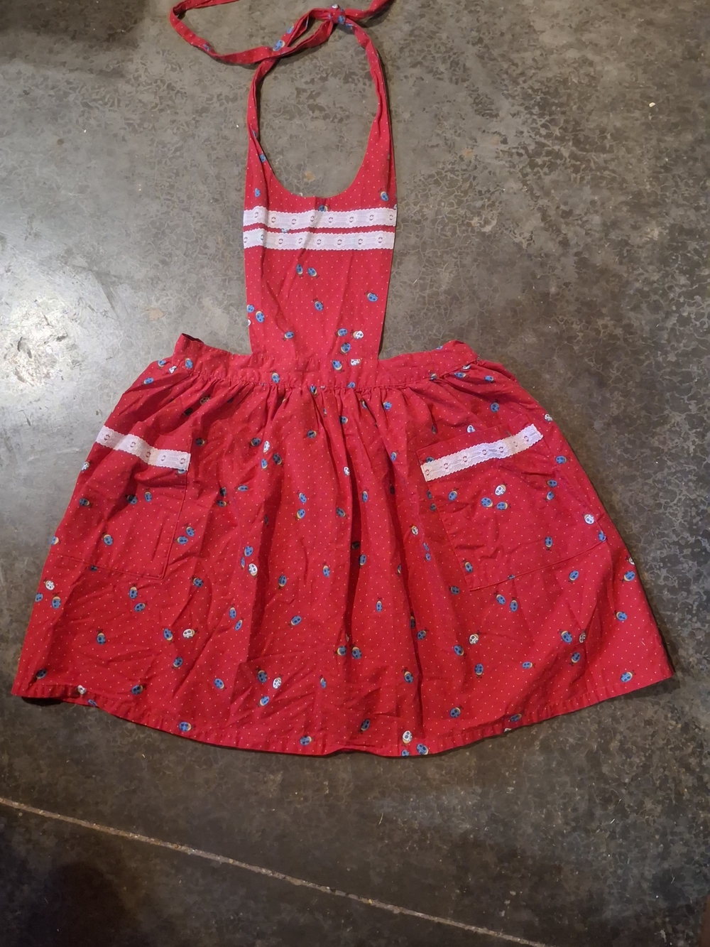 Kitchen Bundle - Red Halter Apron, Dish Towels, Etc - Picture 3 of 12